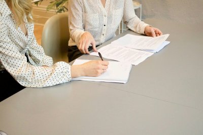 Vacatures moeten straks verplicht een salarisrange tonen
